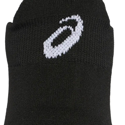 asics calcetas negras con grip en la suela para estabilidad en juego