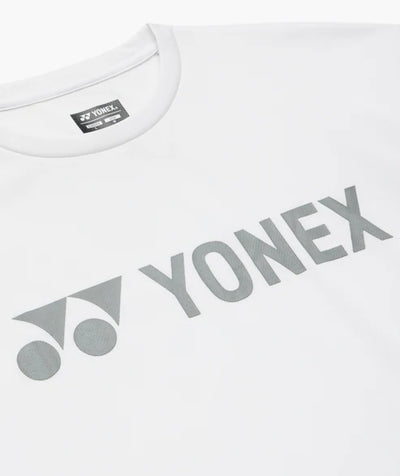 short deportivo oculto bajo falda asics azul con cintura alta