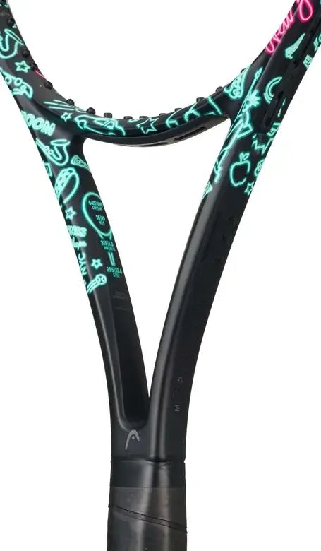 raqueta tenis head boom mp neon moderna con swing rápido