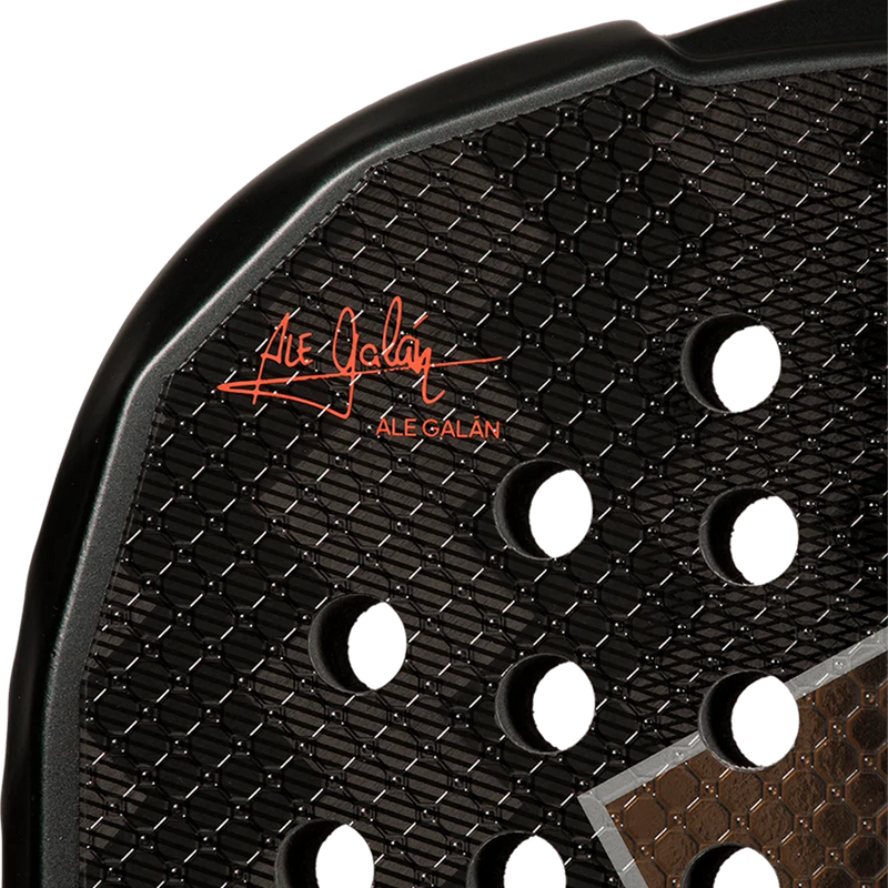 edición 2026 de la pala de pádel adidas metalbone hrd+ usada por ale galán