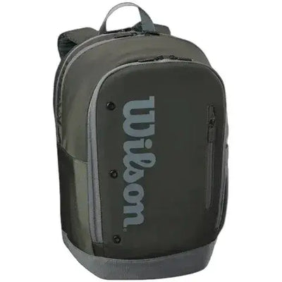 mochila wilson gris resistente con base reforzada para cancha