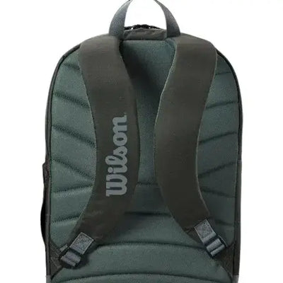 mochila wilson gris logo vertical compartimento ventilado para calzado