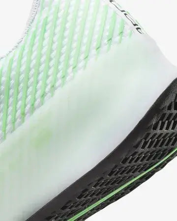 zapatillas de tenis nike court blanco verde malla ventilada y soporte