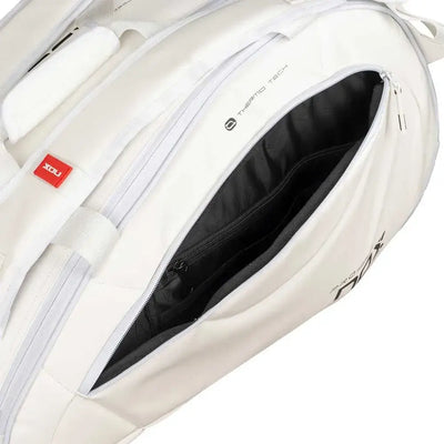 bolsa padel nox pro series blanca con base reforzada y duradera