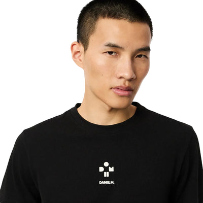 camiseta lacoste sport negra hombre con diseño daniil m y corte regular