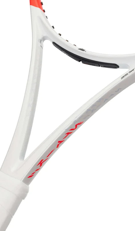 babolat pure strike team 2024 con marco optimizado para precisión