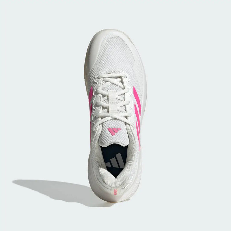 tenis adidas courtjam control 3 blanco con rosa mujer hechos con materiales reciclados