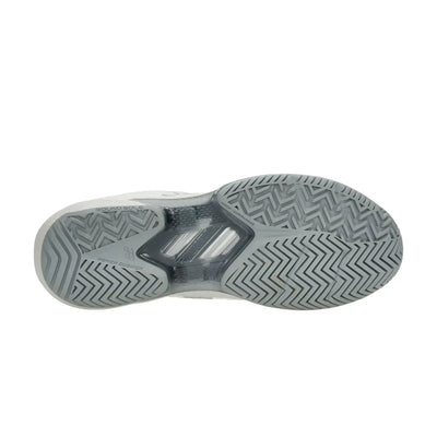 calzado yonex blanco con suela de espiga gris ideal para cancha dura